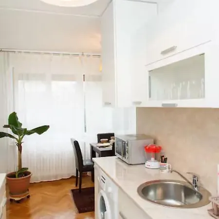 Modern Cozy Апартаменты Белград